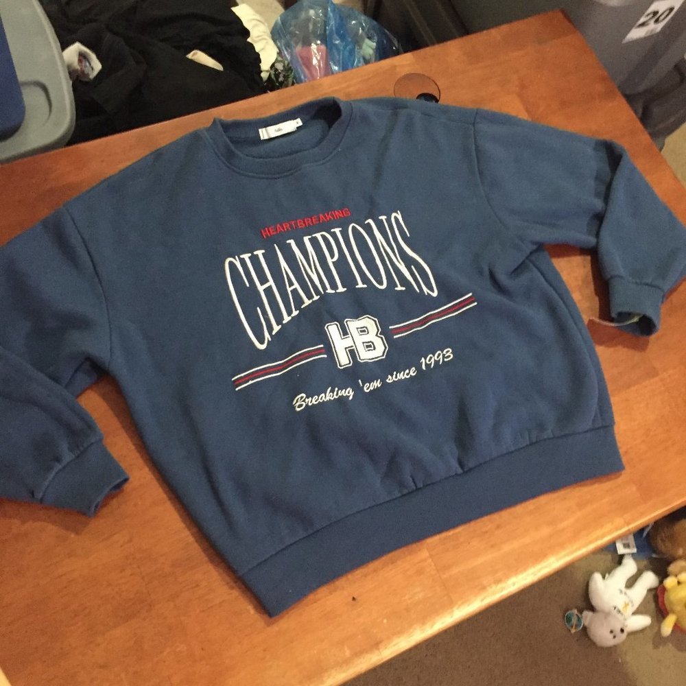Champions HB Sweater
